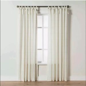 Hearth and Hand windowpane